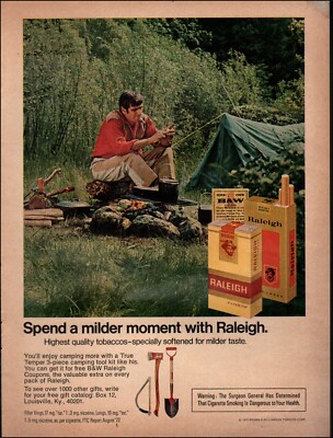 1972 Vintage ad USHERS Green Stripe Blended Scotch Whisky Art Christmas