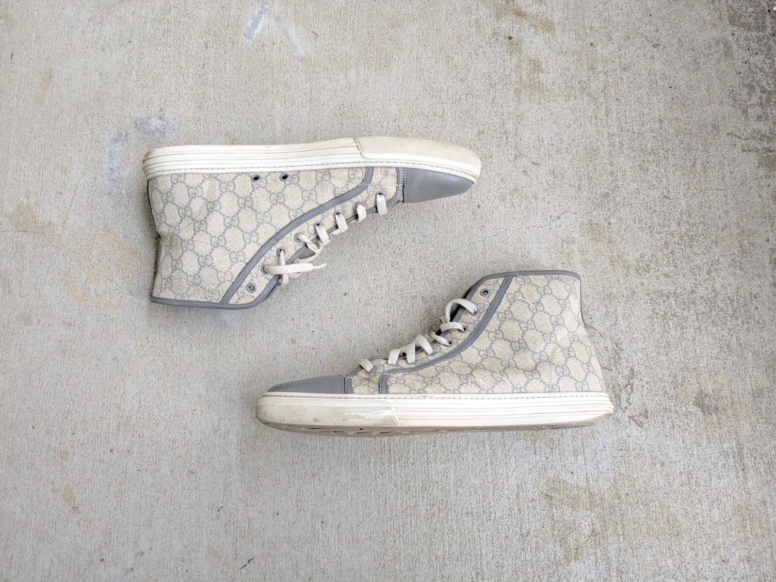 Gucci Baskets Gris Toile Monogramme Homme 12,5 Logo Chaussures Cuir Haut 355763