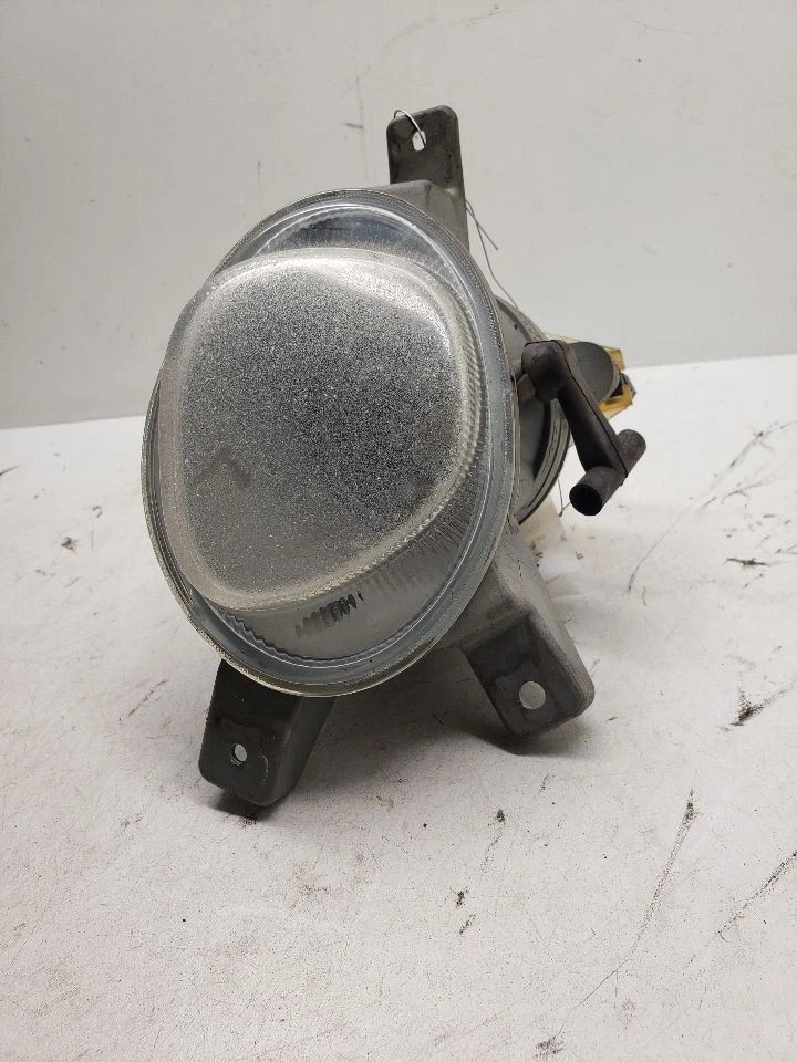 司机转角/公园灯雾驱动 AWD 适合 01-07 沃尔沃 70 系列 1404754 — 第 3/4 张图片