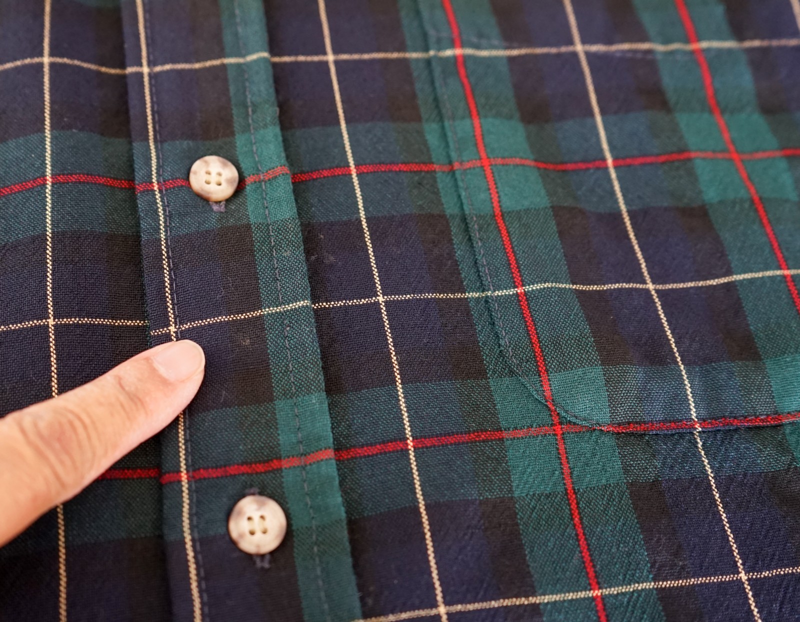 Pendleton Men Wool Plaid Windowpane Button Up shi… - image 12