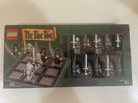 RARE 2007 LEGO Castle Tic Tac Toe, Set 852132, 4519694 Retired set 10 Boxes Used