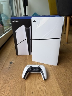Sony PS5 Slim Digital 1TB (CFI-2016) + OVP + Controller