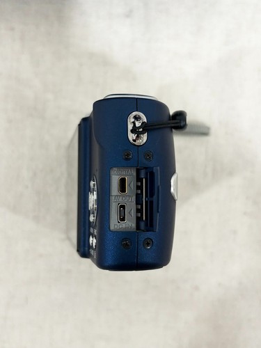 Excellent Panasonic LUMIX DMC-TZ3 7.2MP Digital Camera - Blue - Picture 7 of 7