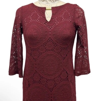 Emma & Michelle | shift dress burgundy  lace 3/4 bell sleeve crochet M