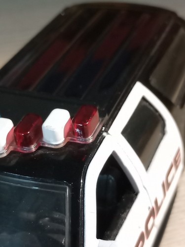Jada Toys 2007 Cadillac Escalade ESV 1:32 Die Cast Opening Doors, Real... - Picture 24 of 24