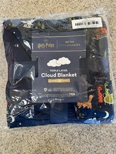 Little Sleepies Harry Potter Evening at Hogwarts Large Cloud Blanket