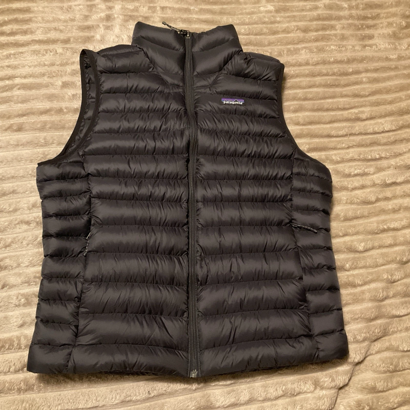 Patagonia Men's Down Sweater Vest 84623 Regular Fit Black US Men Size L NEW NWT