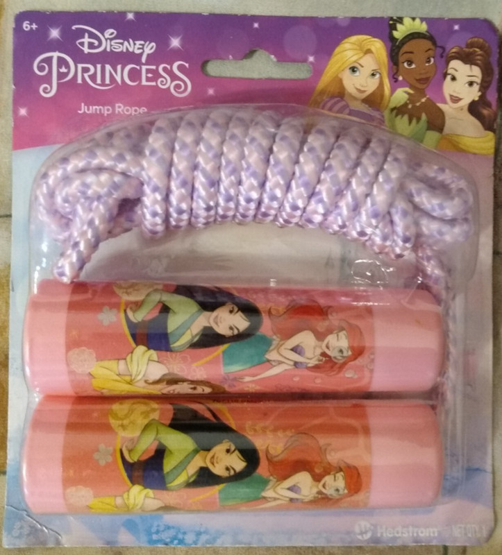 DISNEY PRINCESS 9 FOOT JUMP ROPE. FUN AND GREAT FITNESS ROUTINE. NICE GIFT IDEA.