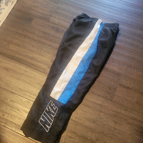 Nike Kleinkind Jungen Windhose/Trainingshose - Größe 5T.