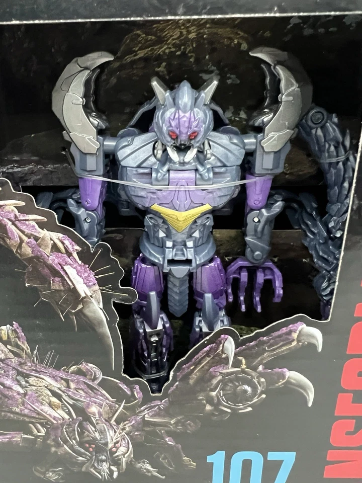 Transformers Studio Series Deluxe Class Scorponok 107 Action Figure NEW UK - Image 2 of 4