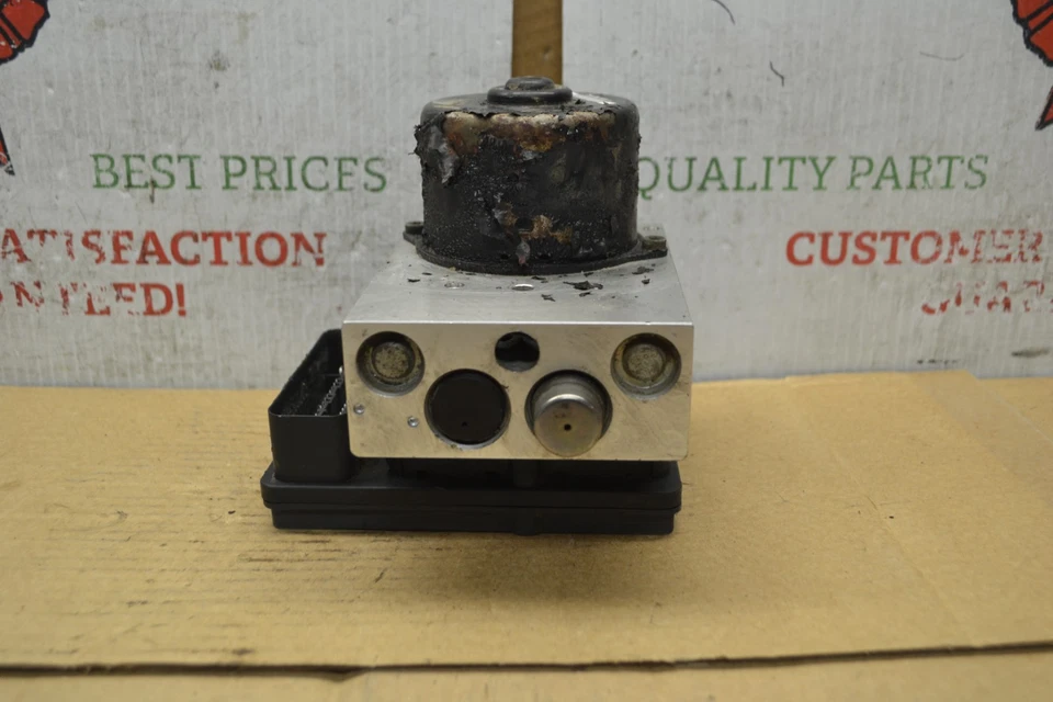 Nissan Pathfinder 2005-2007 ABS 47660ZP00A módulo 79-9E5 Foto 4 de 4