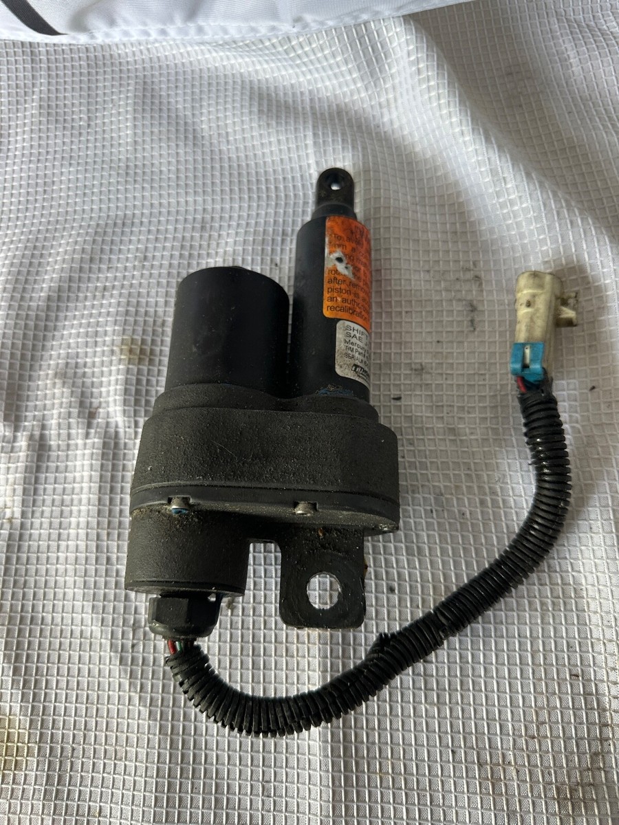 Mercury Verado Shift Actuator 8M0084279 **90 Day Warranty