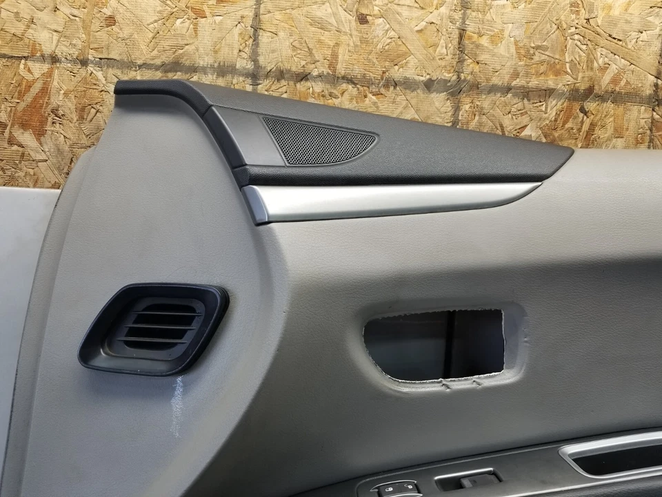 2009 SUBARU TRIBECA ПЕРЕДНЯЯ ПРАВАЯ ПАССАЖИРСКАЯ БОКОВАЯ ДВЕРЬ ОТДЕЛКА ПАНЕЛИ - Изображение 4 из 4