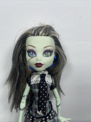 Monster High Frankie Stein Doll 2008 First Wave Original #25 - Picture 5 of 7