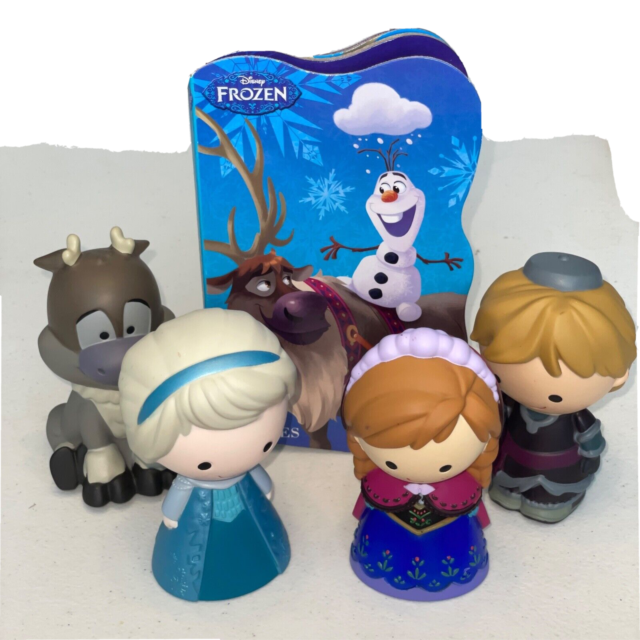 Disney Frozen 4 Piece Bath Tub Pool Toy Set Elsa Anna Sven Kristoff Plus Book