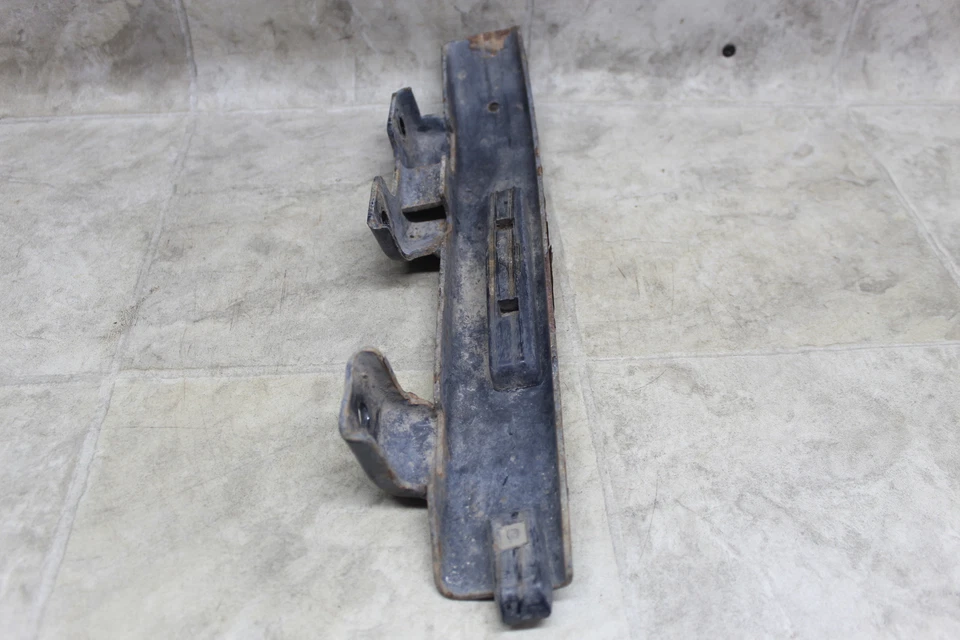 89-04 Suzuki Quadrunner Lt 160 Oem Rear Back Lower Drive Chain Guard Cover - Image 2 of 4