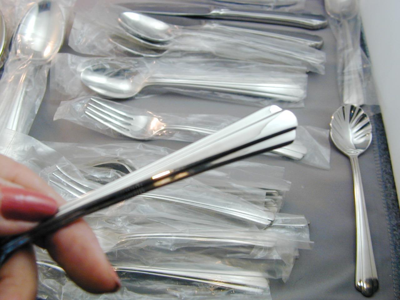 27 Pieces Hampton Glossy Central 18/10 Stainless Steel Flatware eBay