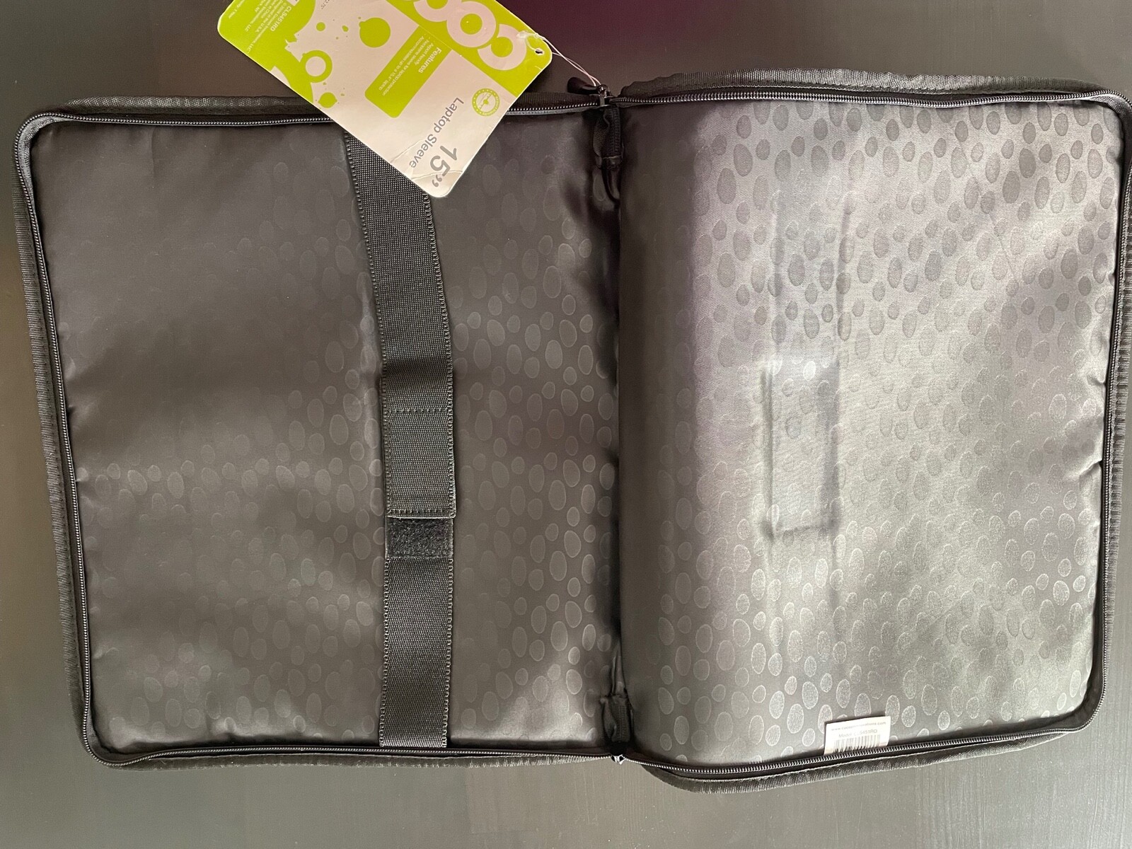 Cocoon 15" laptop sleeve Red New with tags