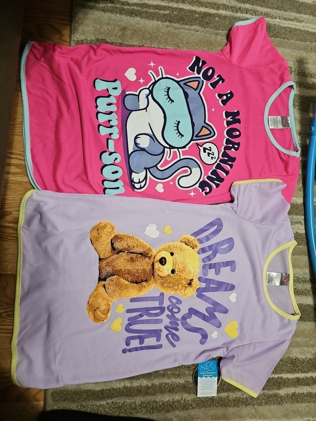 Picture 1 of 3