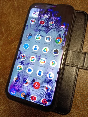 Pixel 8a bad Screen (see pic) works fine