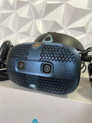 HTC VIVE Cosmos VR Virtual Reality Viewer PC Steam 30 Tage Garantie