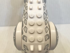 Authentic Lego Jurassic World White Indominus Rex Figure from 75919, Retired