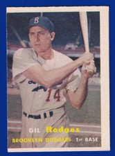 GIL HODGES dodgers 1957 TOPPS #80 VG-EX+ (MC) NO CREASES