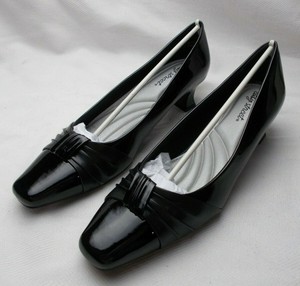 easy street women's dress shoes