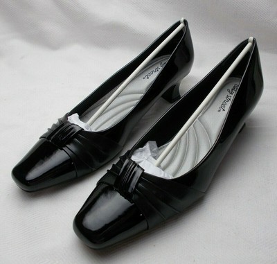 easy street dress shoes