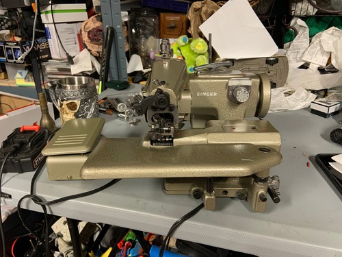 Vintage Singer - Japan- Blind Stitch Machine Mod. 8 P- Hemmer- See Video -