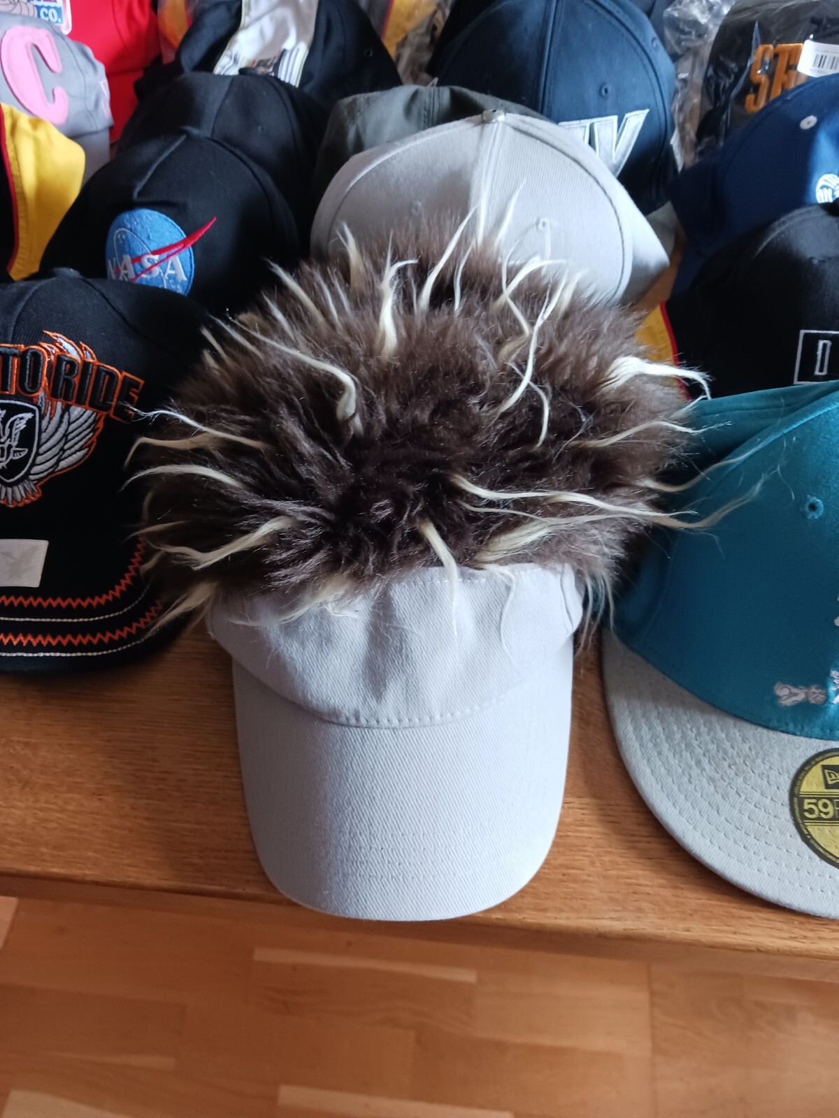 brand new wholesale joblot baseball caps hats x 60 pieces mixed designs