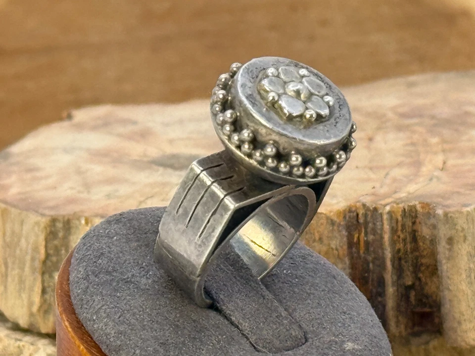 Anillo flor mexicana vintage de plata esterlina pesado en talla 7--LBB25.102 Foto 3 de 4