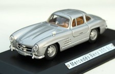 Mercedes 300 SL Coupé Gullwing W198 Bj. 1954-1957, silbermetallic, 1:43-Modell
