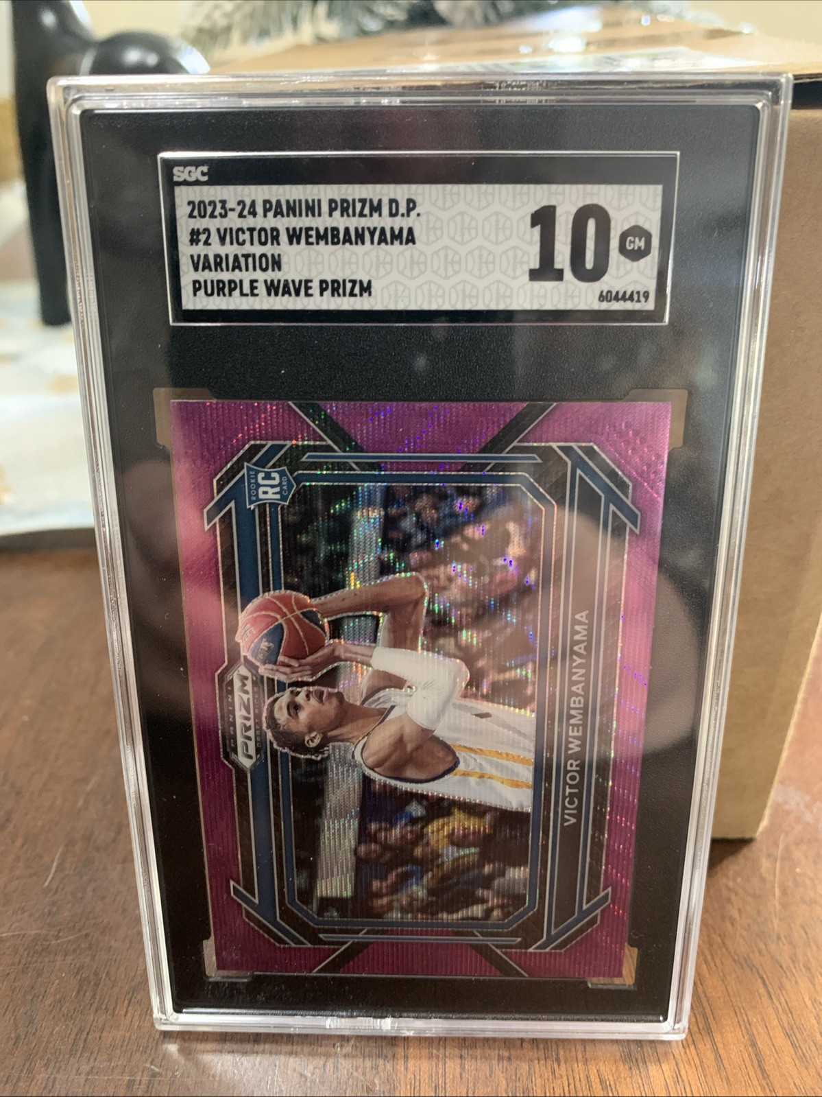 2023 Panini Prizm Draft Picks Victor Wembanyama #2 Purple Wave Variation SGC 10