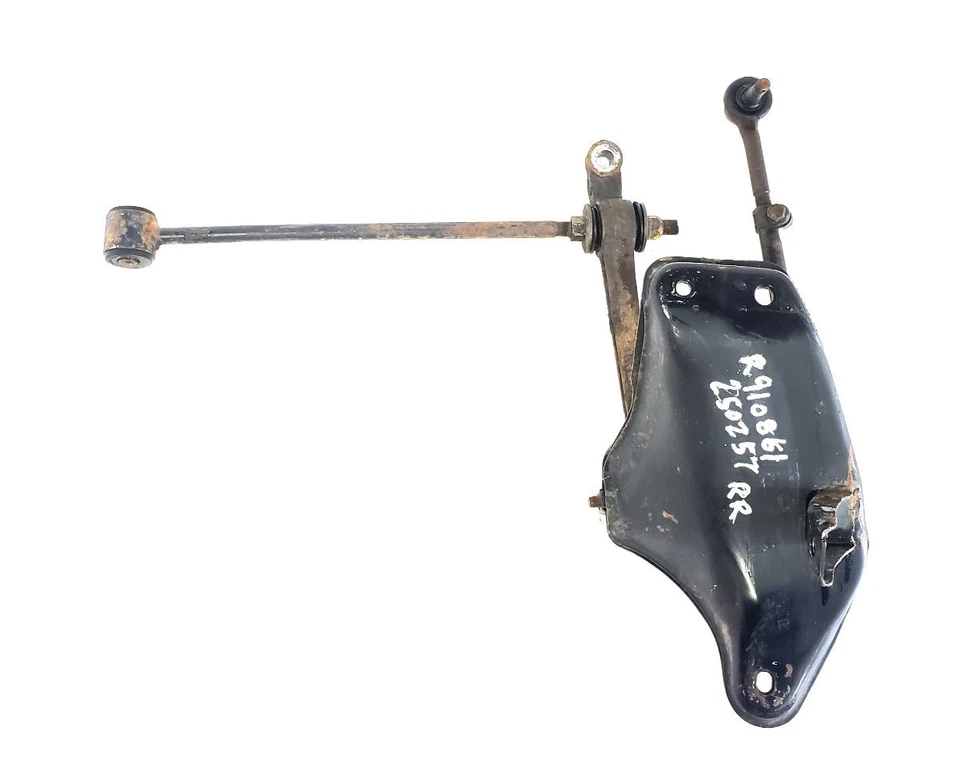 Juego de brazo de control trasero derecho Toyota MR2 1986 OEM con soporte de montaje Foto 2 de 4