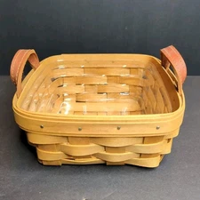 Longaberger 2004 Square Berry Basket With Leather Handles