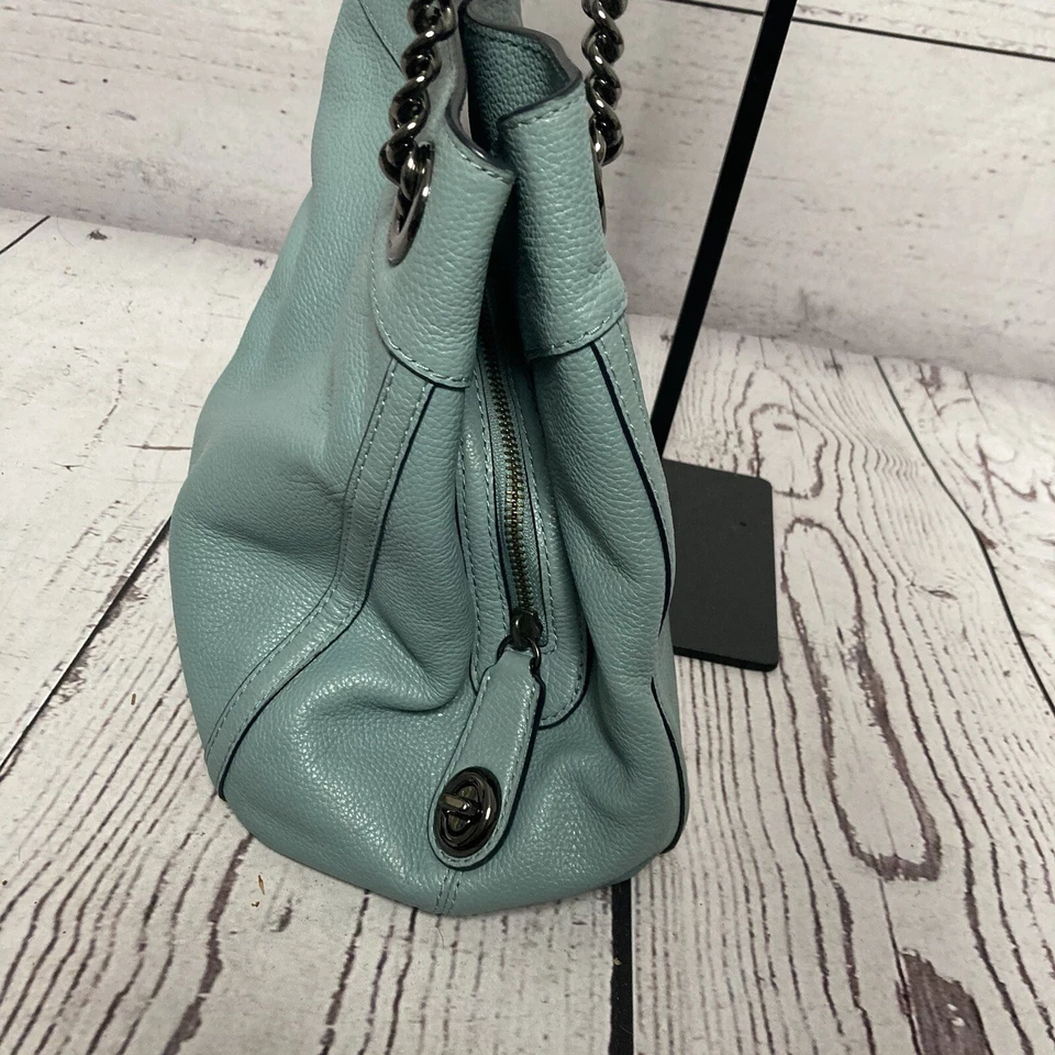 Bolso de Hombro Coach Turnlock Edie Cadena Cuero Guijarro Azul Nube Foto 4 de 4