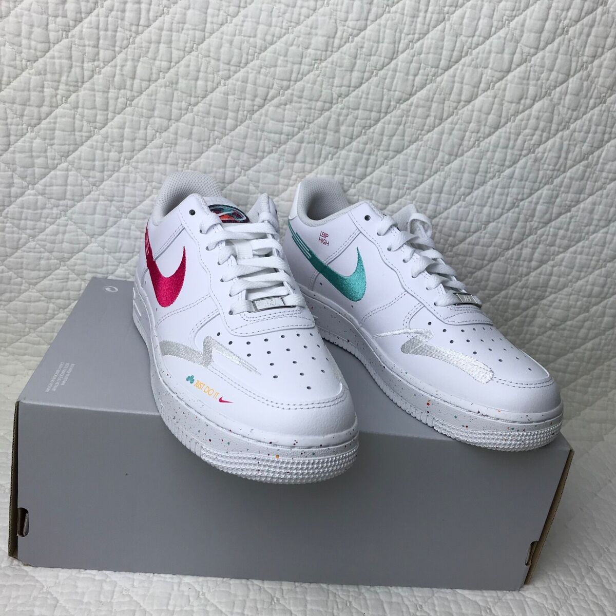 Nike Air Force 1 '07 LX Shoes Sneakers Women's 10 White Nike Air Force 1 '07 LX Shoes Sneakers Women's 10 White