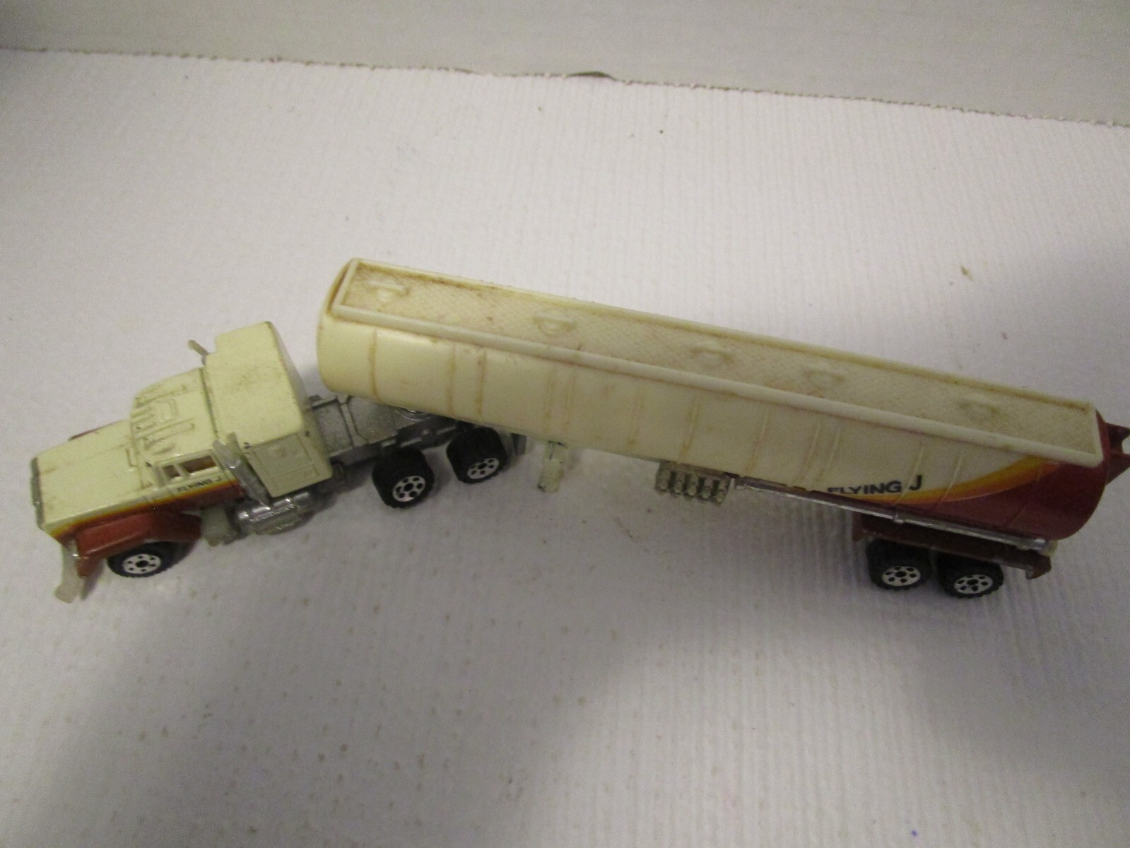 Picture 5 of 8