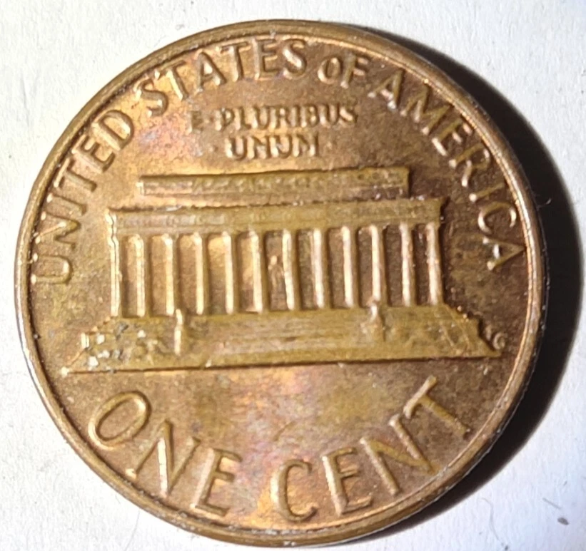 1981 No Mint Mark Rare Lincoln Memorial U.S. Cent 9.5/10 RARE - Image 2 of 2