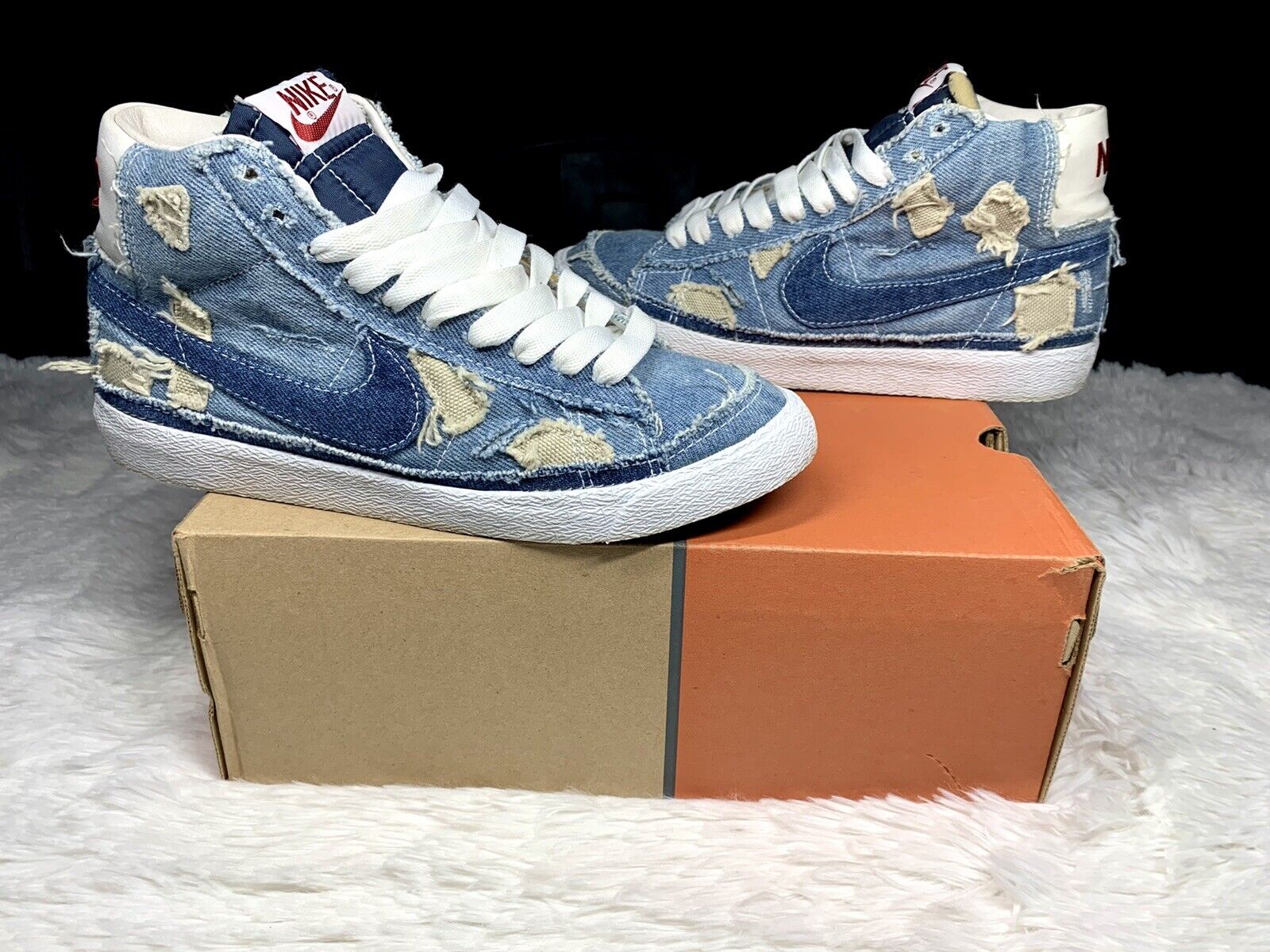 Reparatie mogelijk telescoop Ziektecijfers Nike SB Blazer Denim Mid 77 High Ripped Supreme Patchwork Womens Size 7  RARE! | eBay