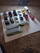 EXCELLENT LOT OF 14 CLASSIC DIECAST TOY CAR LOT WITH VARIOUS MAKERS & STYLES