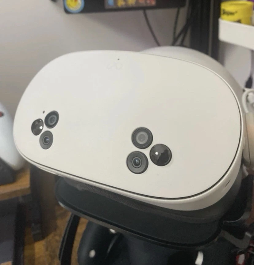 Meta Quest 3S - 128GB - Come Nuovo - Sotto Garanzia - Accessori Leggere Descrizi - Immagine 3 di 4