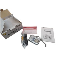 Nikon COOLPIX L3 5.1MP 3x Zoom Digital Camera w/ Box  Accessories Silver