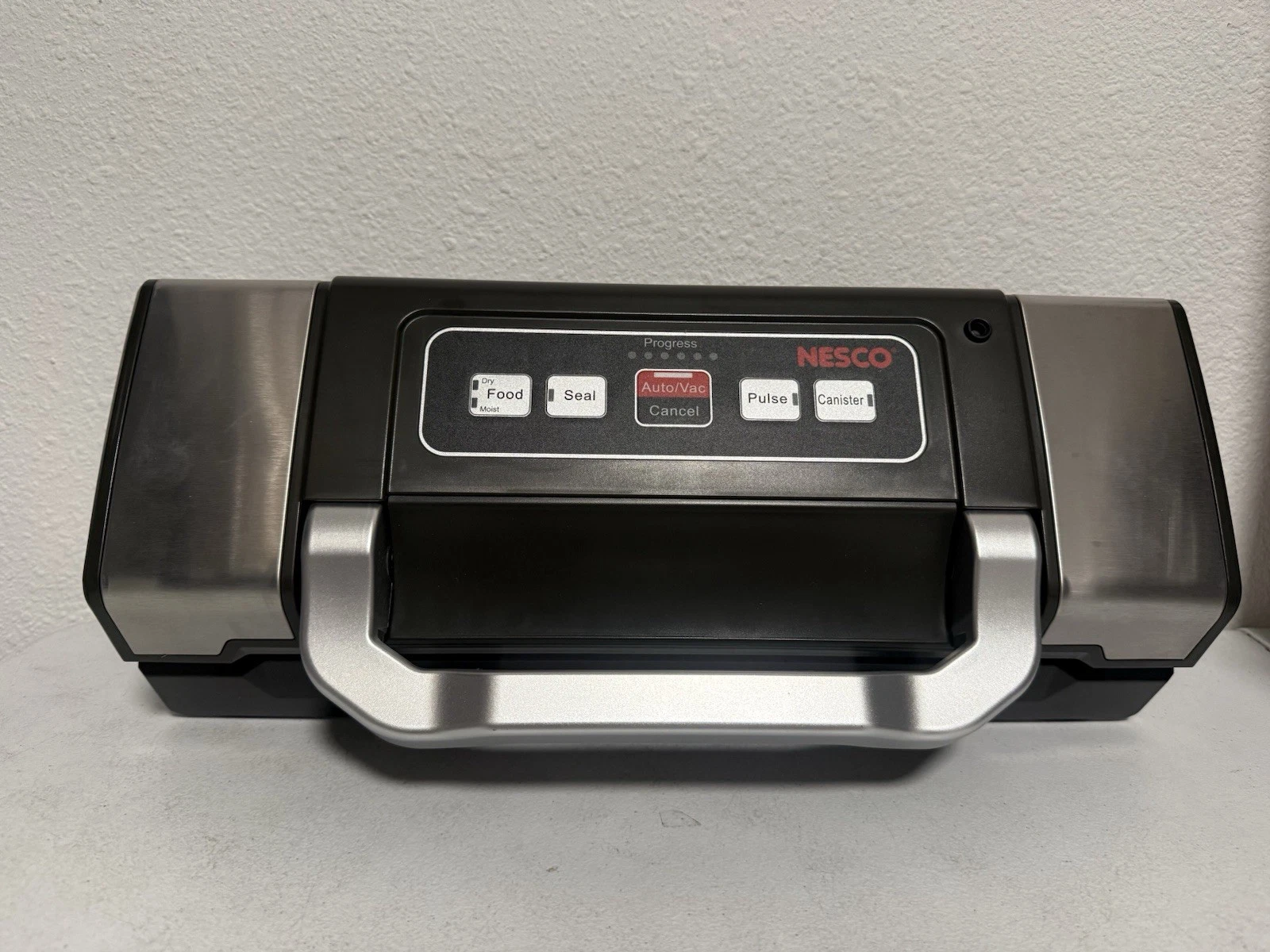 NESCO VS-09 120V Vacuum Sealer - Silver Missing On Roll Bag- No Box
Opens in a new window or tab