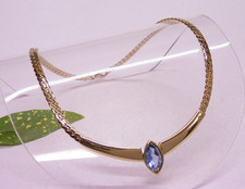 PIERRE LANG, COLLIER MIT BLAUEM ZIRKONIA. HOCHWERTIGER MODESCHMUCK VERGOLDET