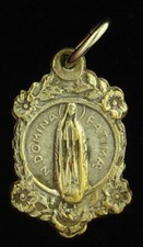 Vintage Mary Medal Holy Catholic Our Lady of Fatima Jesus Light in Weight
