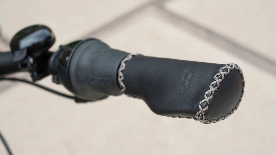 BBB Lenkergriffe ergonomisch geformte Kraton-Griffe mit Kunstlederüberzug - Bild 2 von 4