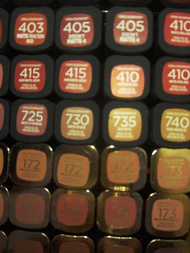 LOREAL COLOUR RICHE LIPSTICK .13oz EACH gold 171-190 black 402-410,703-750