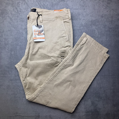 American Eagle Extreme Flex NWT Mens Size 40x30 Beige Slim Straight Chino Pants